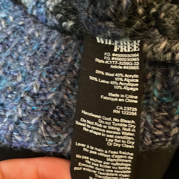 Aritzia Wilfred Alpaca Wool Zipped Sweater - Picture 4 of 4